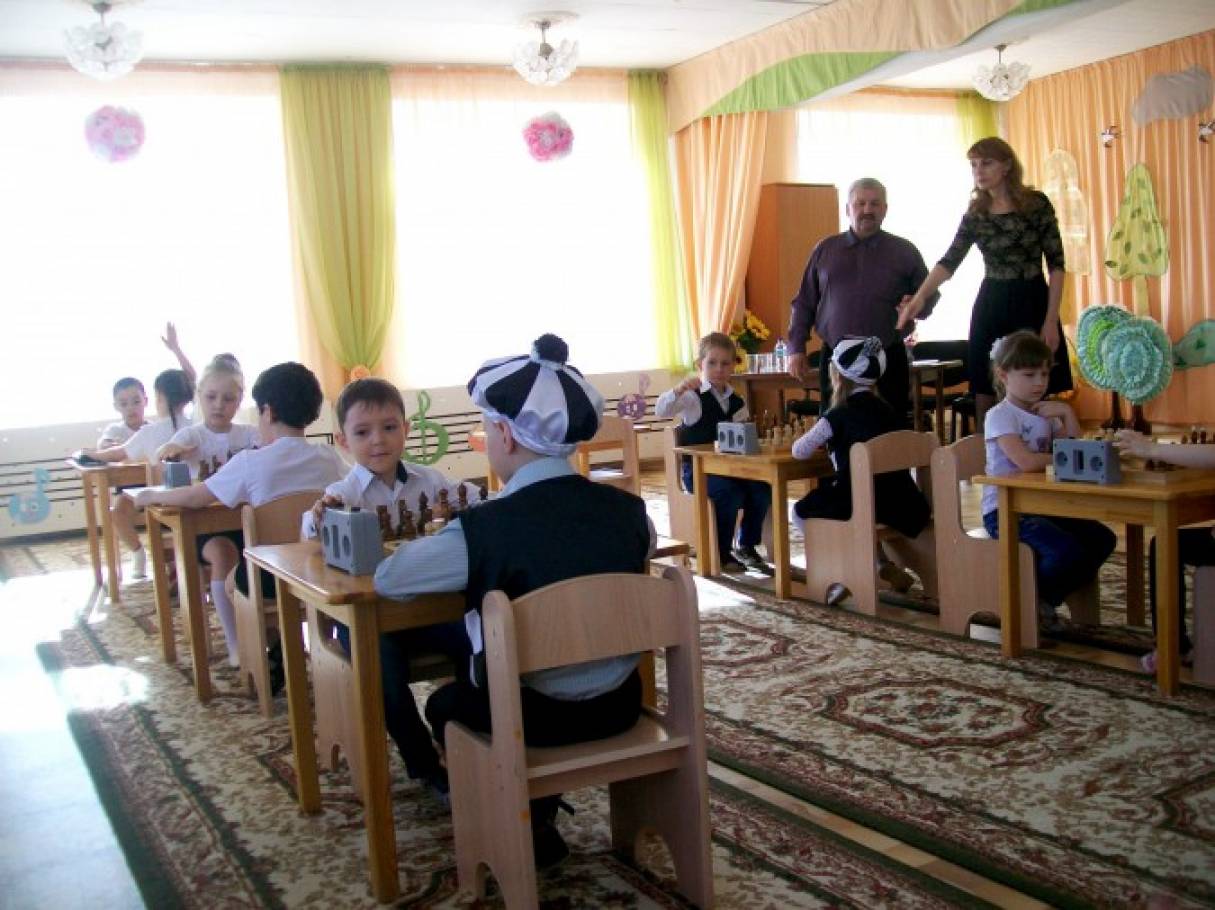 Смотреть фотографию №3 Фото №3 Публикация Мы юные таланты Наши шахматисты размещена в разделах Шахматы