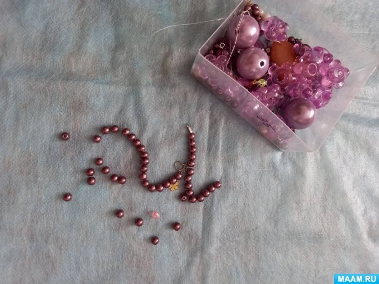 Поделки из киндер-сюрприза «Весёлые пчёлки». Воспитателям детских садов, школьным учителям и педагогам - Маам.ру