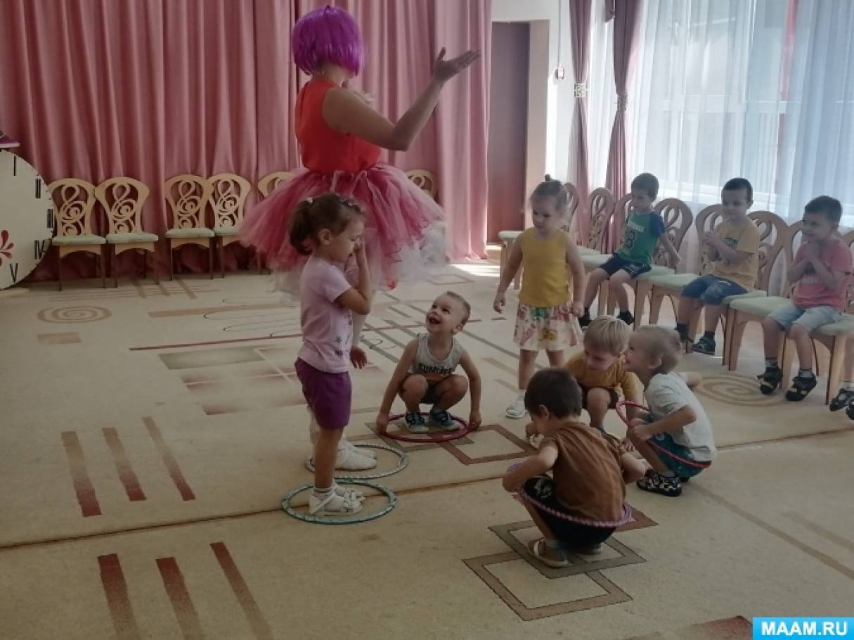 Музыкально спортивное развлечение. Физкультурное развлечение в младшей группе. Игра раздувайся пузырь. Муз развлечения в детском саду в 1 младшей группе. Развлечение в младшей группе на тему мы витаминки.