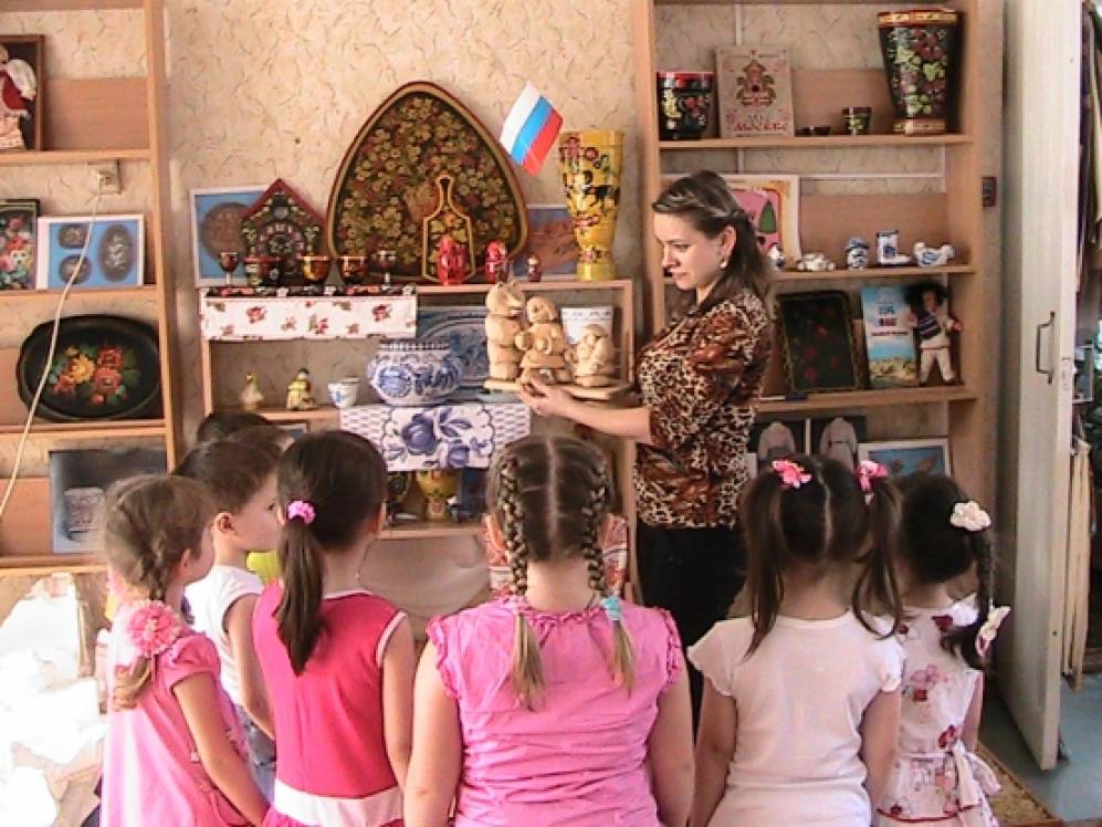 Консультация «Роль народного искусства в развитии детей дошкольного возраста» (из опыта работы) Фото Консультация «Роль народного искусства в развитии детей дошкольного возраста» (из опыта работы)