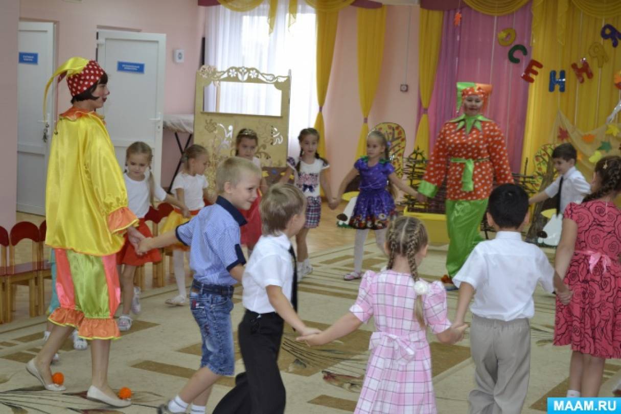 Украшение зала осенняя ярмарка. Фольклорный праздник в детском саду. Осенняя ярмарка в школе костюм. Осенние праздники в детском саду. Осенняя ярмарка в детском саду сценарий.