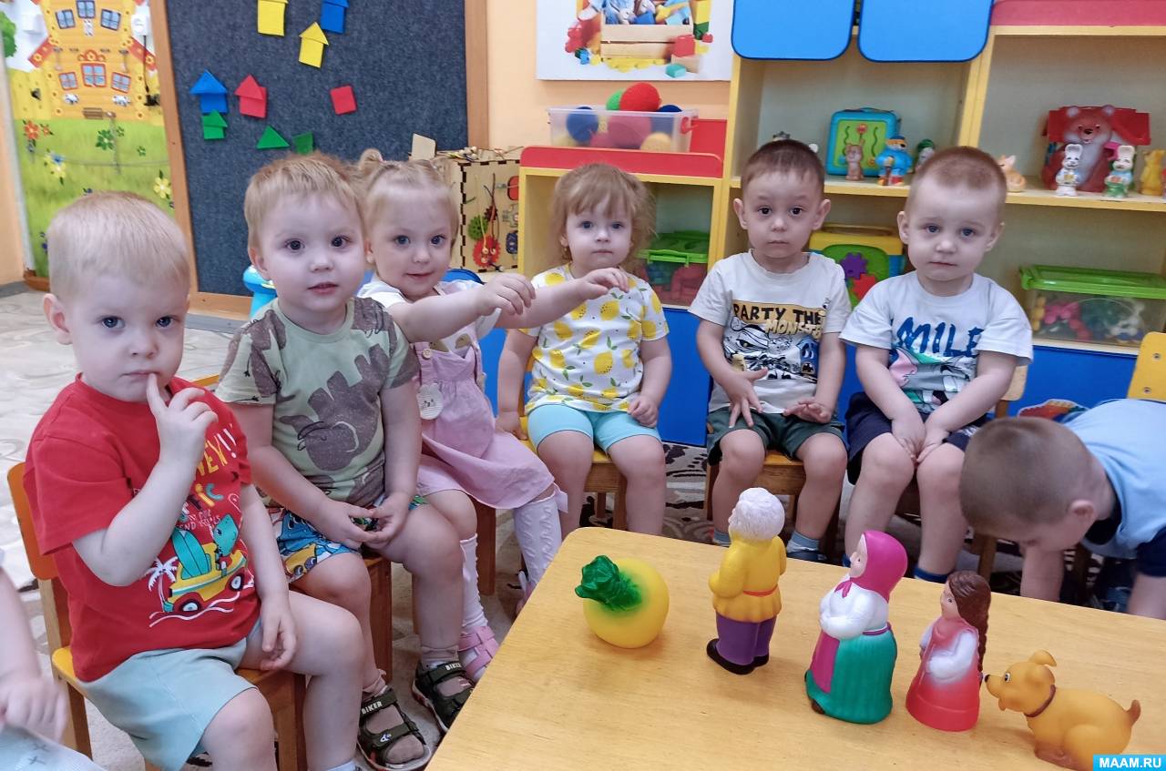 Смотреть фотографию №2 Фото №2 Задачи Продолжать знакомить с народной сказкой Репка Способствовать повторению детьми звукоподражаний героев сказок гав гав мяу мяу пи пи и