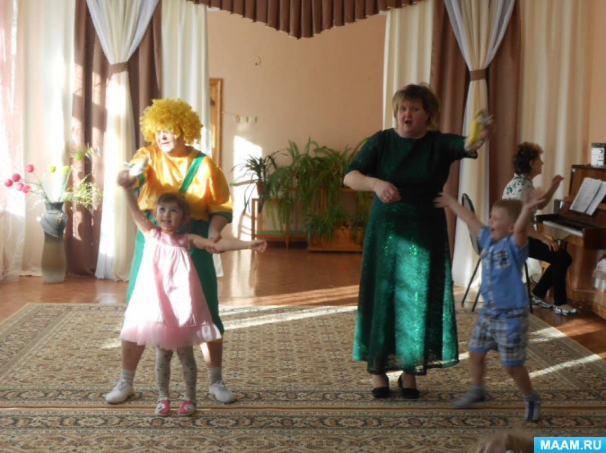 8 марта с карлсоном для 2 младшей группы