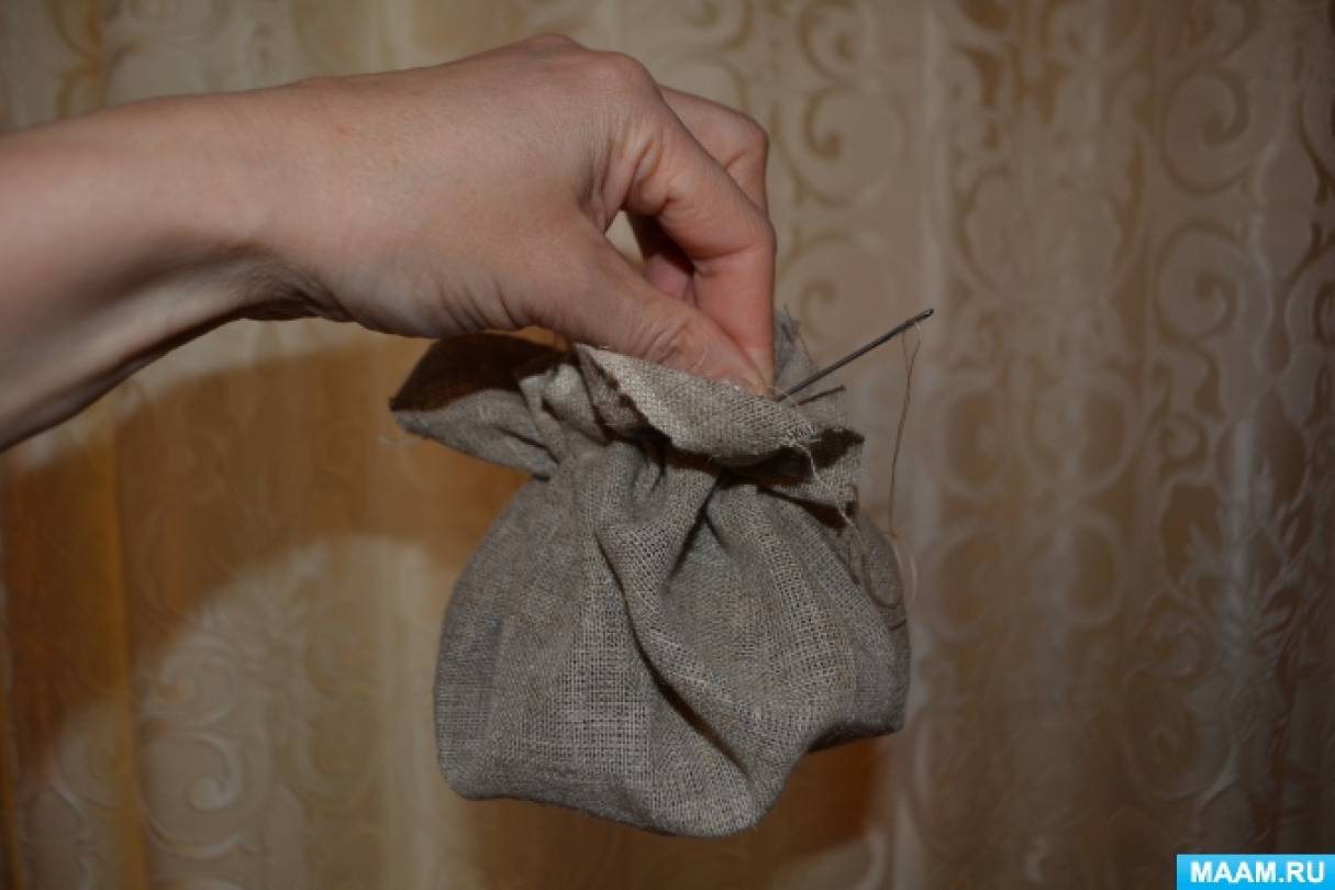 Мастер-класс для родителей с детьми по созданию куклы «Домовой» в рамках проекта «Русские народные традиции. Обереги». Воспитателям детских садов, школьным учителям и педагогам - Маам.ру