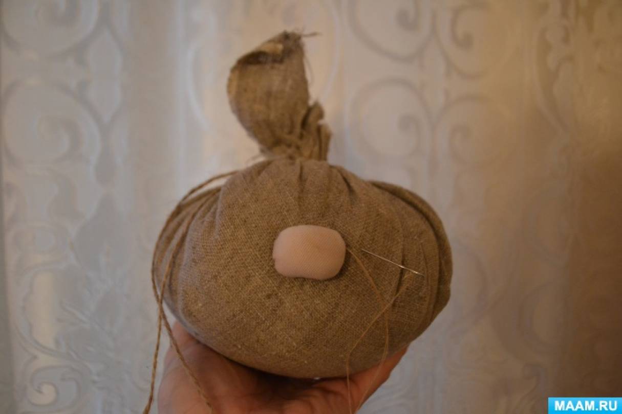 Мастер-класс для родителей с детьми по созданию куклы «Домовой» в рамках проекта «Русские народные традиции. Обереги». Воспитателям детских садов, школьным учителям и педагогам - Маам.ру