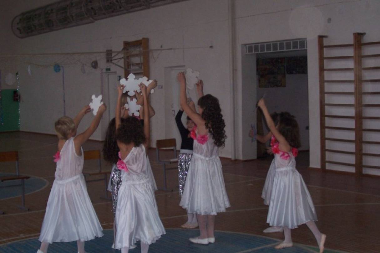 театральный кружок задачи. в танцевальном кружке занималось 26 ребят. в танцевальном кружке занималось 26 ребят. танцы для дошкольников. в танцевальном кружке занималось 26 ребят.