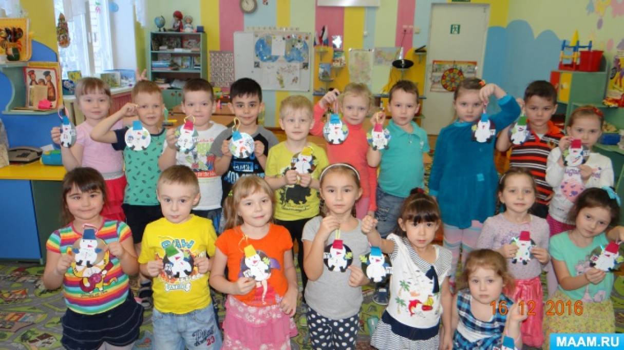 Поделка на сд-диске «Новогодний снеговик» Фото Поделка на сд-диске «Новогодний снеговик»