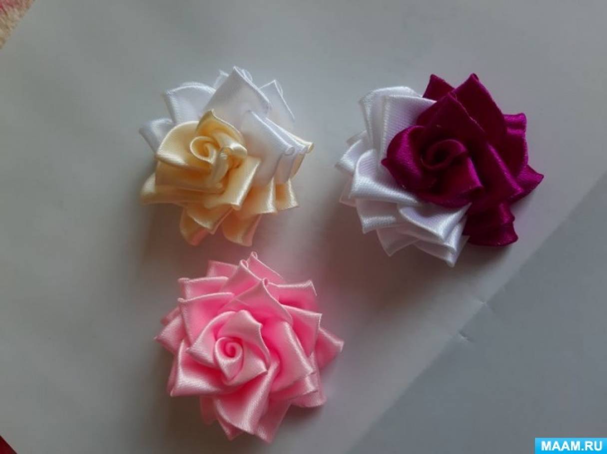 Как сделать цветы из ткани своими руками?