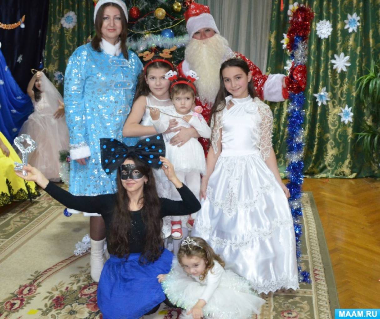 С Новым годом, друзья! Фотоотчет о праздничных утренниках Фото С Новым годом, друзья! Фотоотчет о праздничных утренниках
