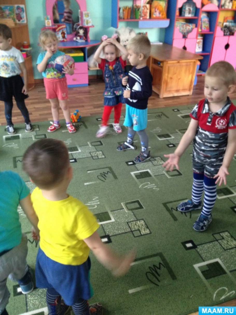 Десять детей из младшей группы спортивной школы. 1 Младшая группа спортивный праздник. Развлечение для средней группы- путешествие в страну "Кукляндия".