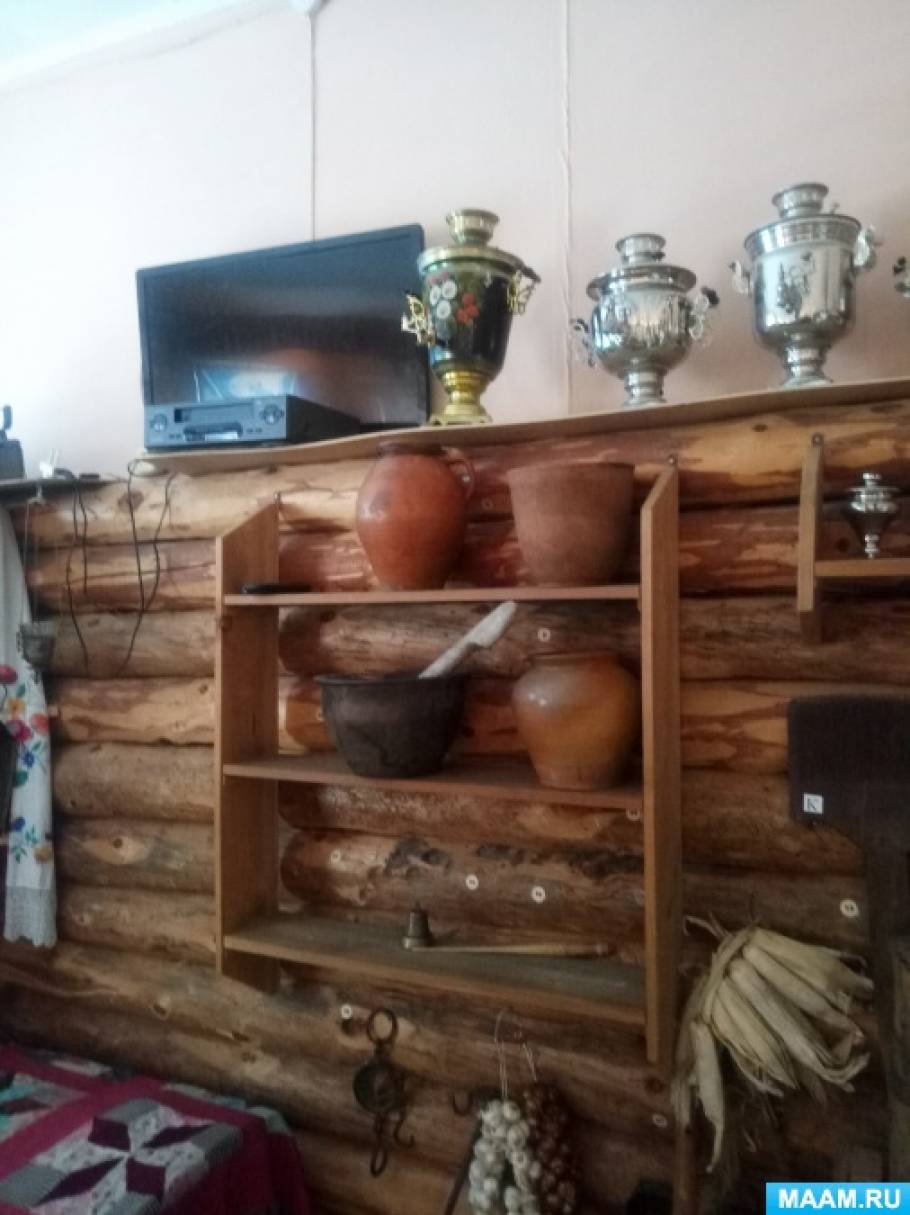 Смотреть фотографию №1 Фото №1 Зайдя в музей мы очутились в русской избе