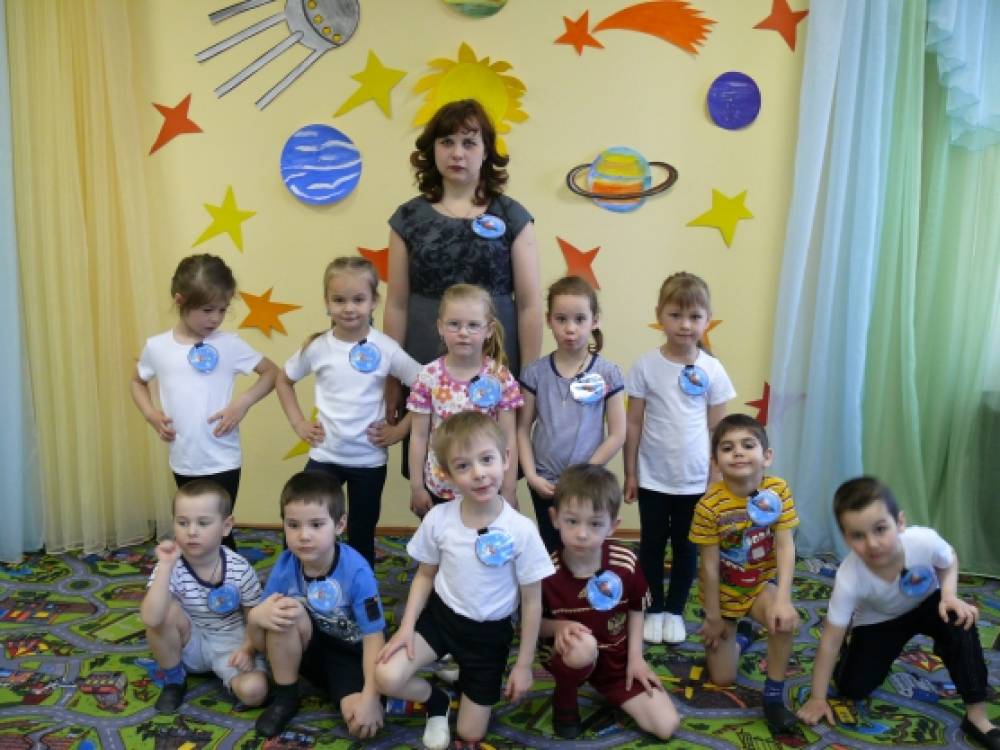 Спортивное развлечение в детском саду день космонавтики