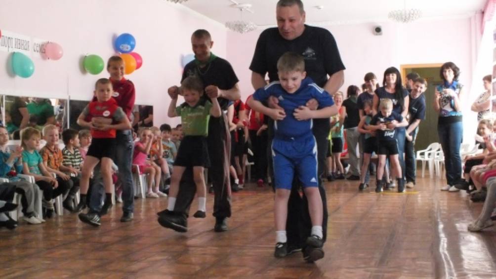 Смотреть фотографию №1 Фото №1 Цель привлечь детей и их родителей к совместным занятиям