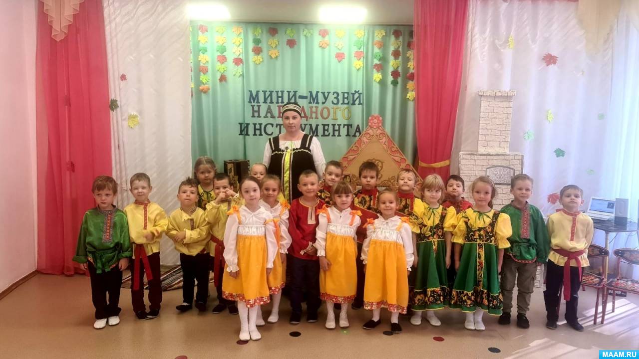 Фотоотчет о проведении фольклорного праздника «Уральские посиделки»