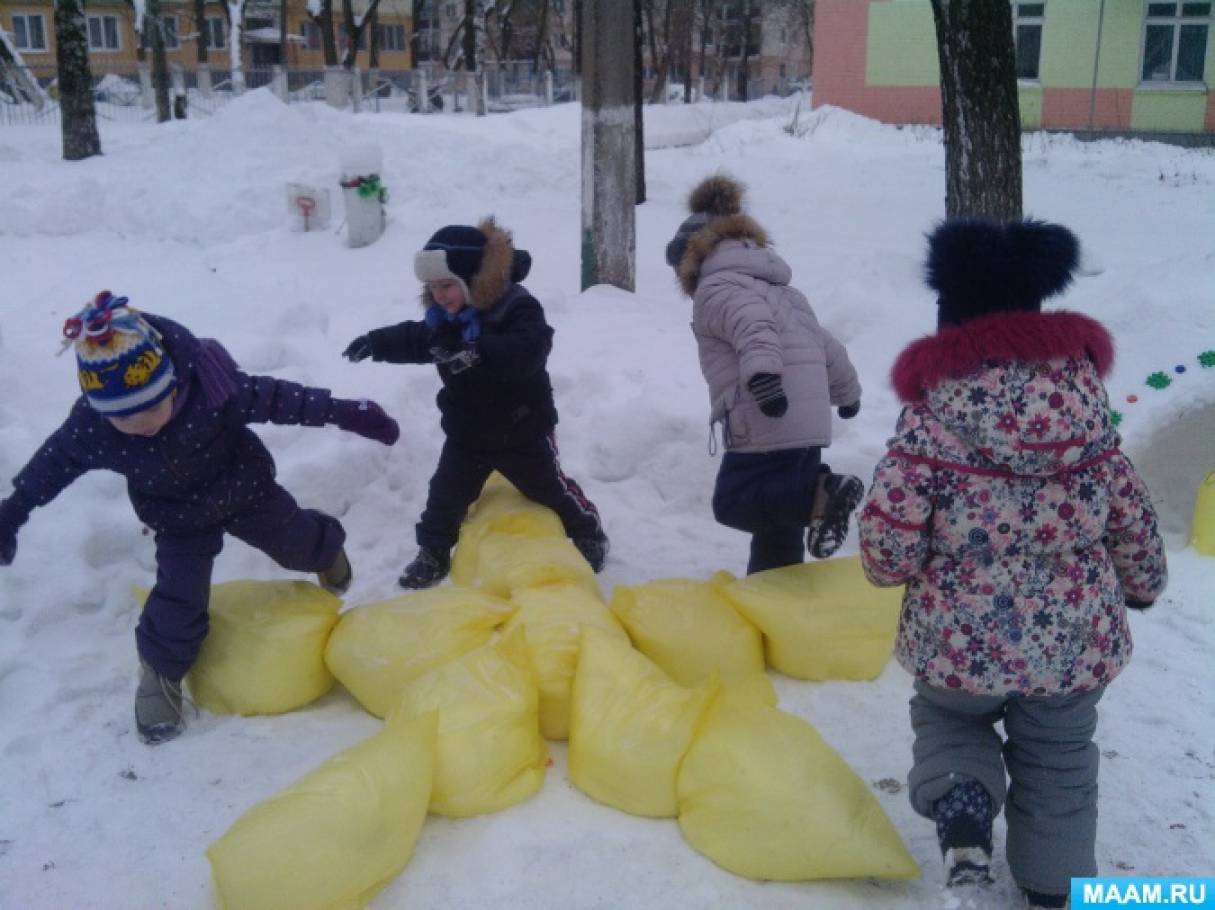 Игры можно играть зимой. Зимнее развлечение на улице в детском саду. Зимние развлечения для детей конкурсы. Зимние развлечения для детей в детском саду. Развлечения для детей на улице зимой.