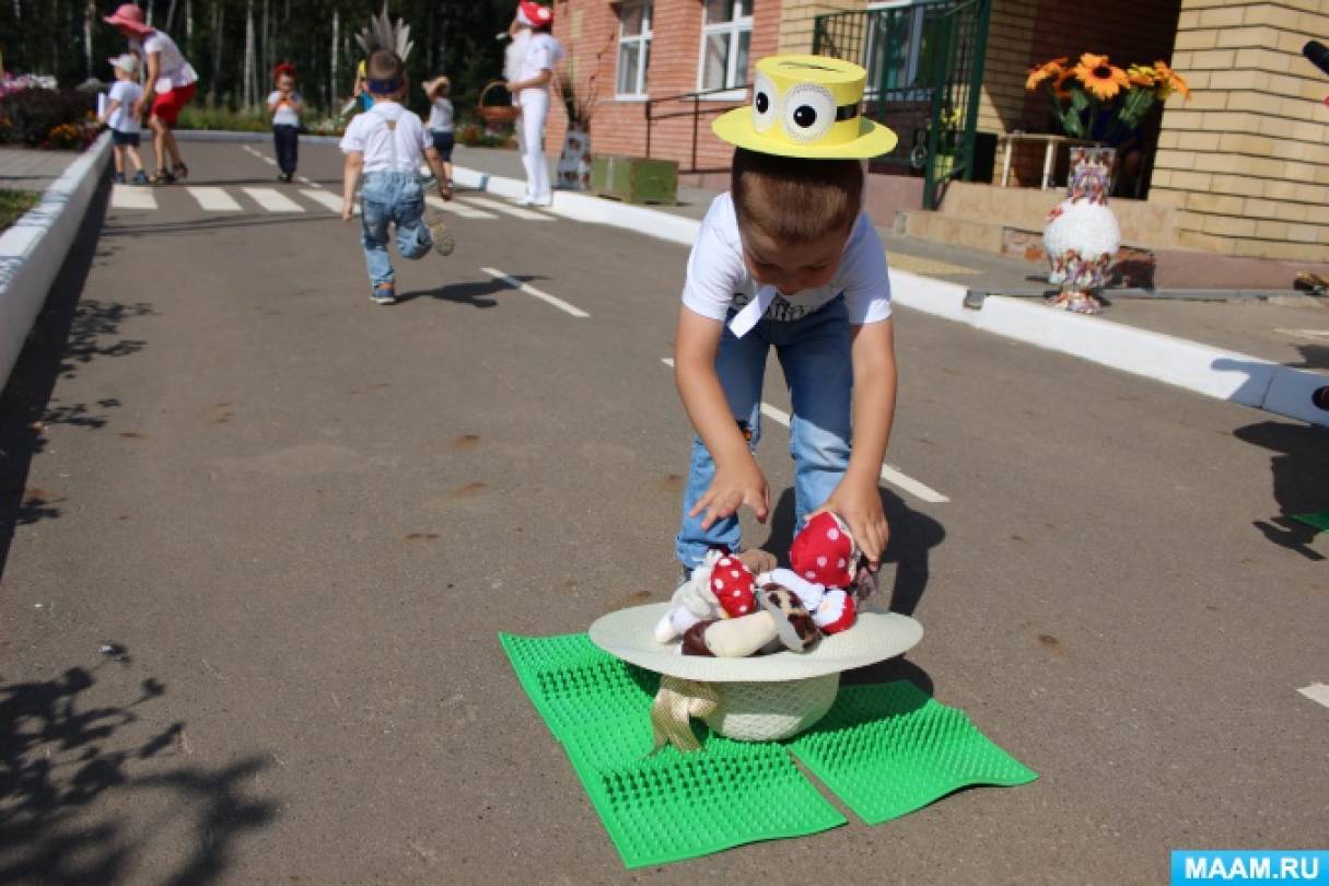 Смотреть фотографию №11 Фото №11 Поиграл с детьми в игру Угадай чья шляпка