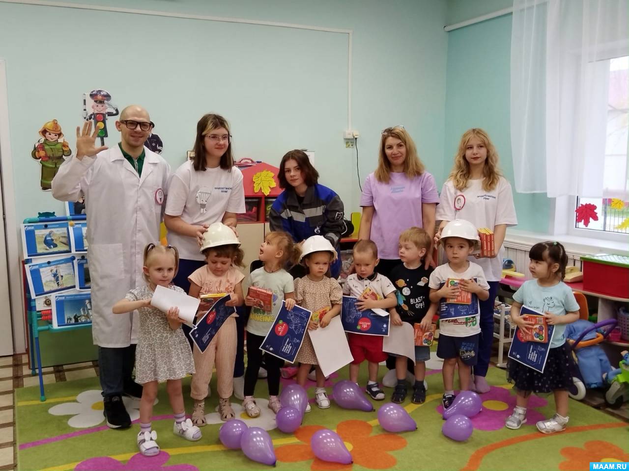 Смотреть фотографию №8 Фото №8 Далее детям предложили пройти по сложной дорожке
