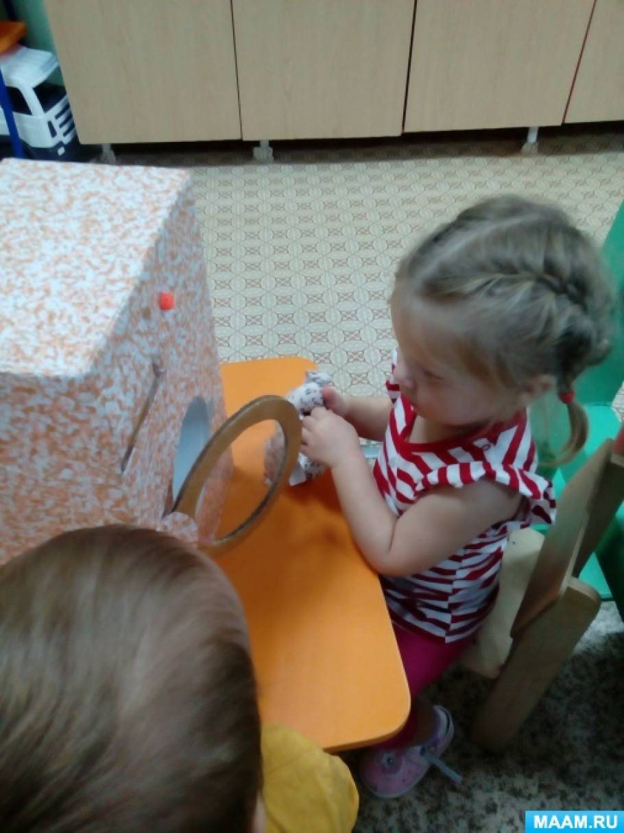 Игра для детей стирать вещи