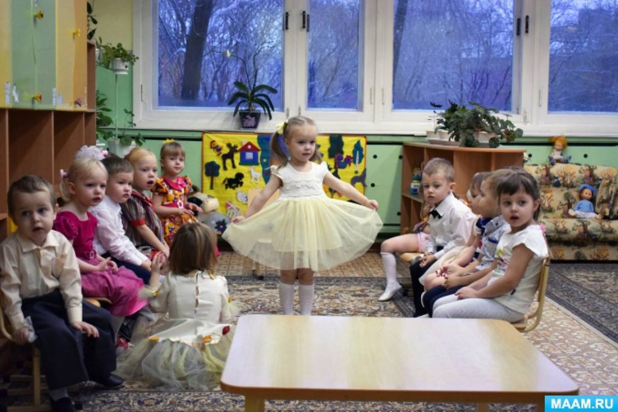 Сценарии утренников 2 младшая. Утренник во второй младшей группе золотая осень. праздник осени в детском саду младшая группа что одеть девочке. праздник осени в детском саду младшая группа фото наряда. нахабино детский сад мдоу 45.