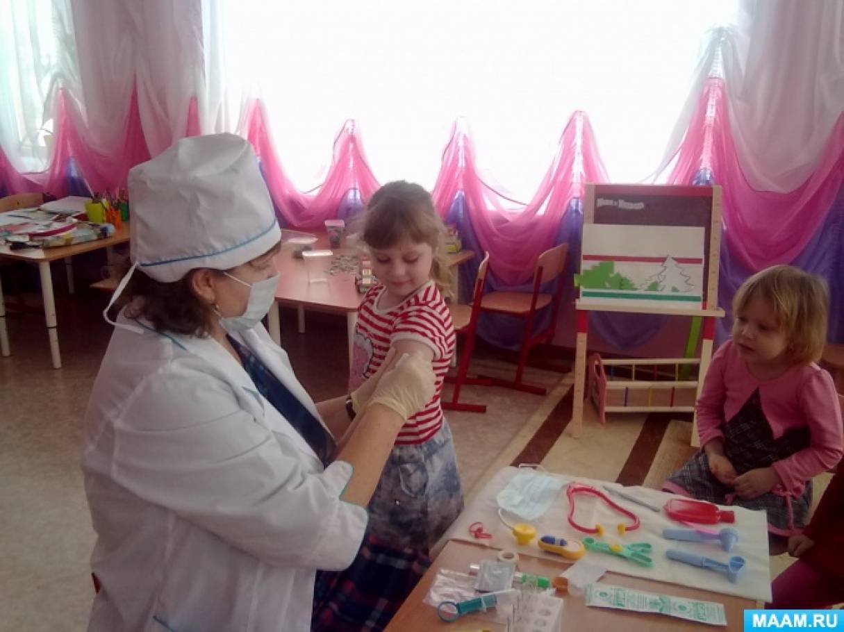 Смотреть фотографию №2 Фото №2 К врачу обращаются пациенты с различными заболеваниями болят зубы потому что он ел много сладкого Маша прищемила дверью пальчик и т