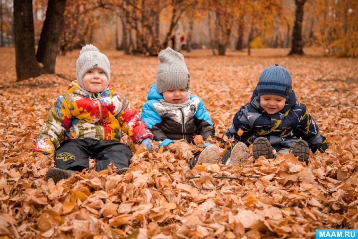 Конспект НОД по лепке «Падают, падают, листья…» в первой младшей группе Фото Конспект НОД по лепке «Падают, падают, листья…» в первой младшей группе