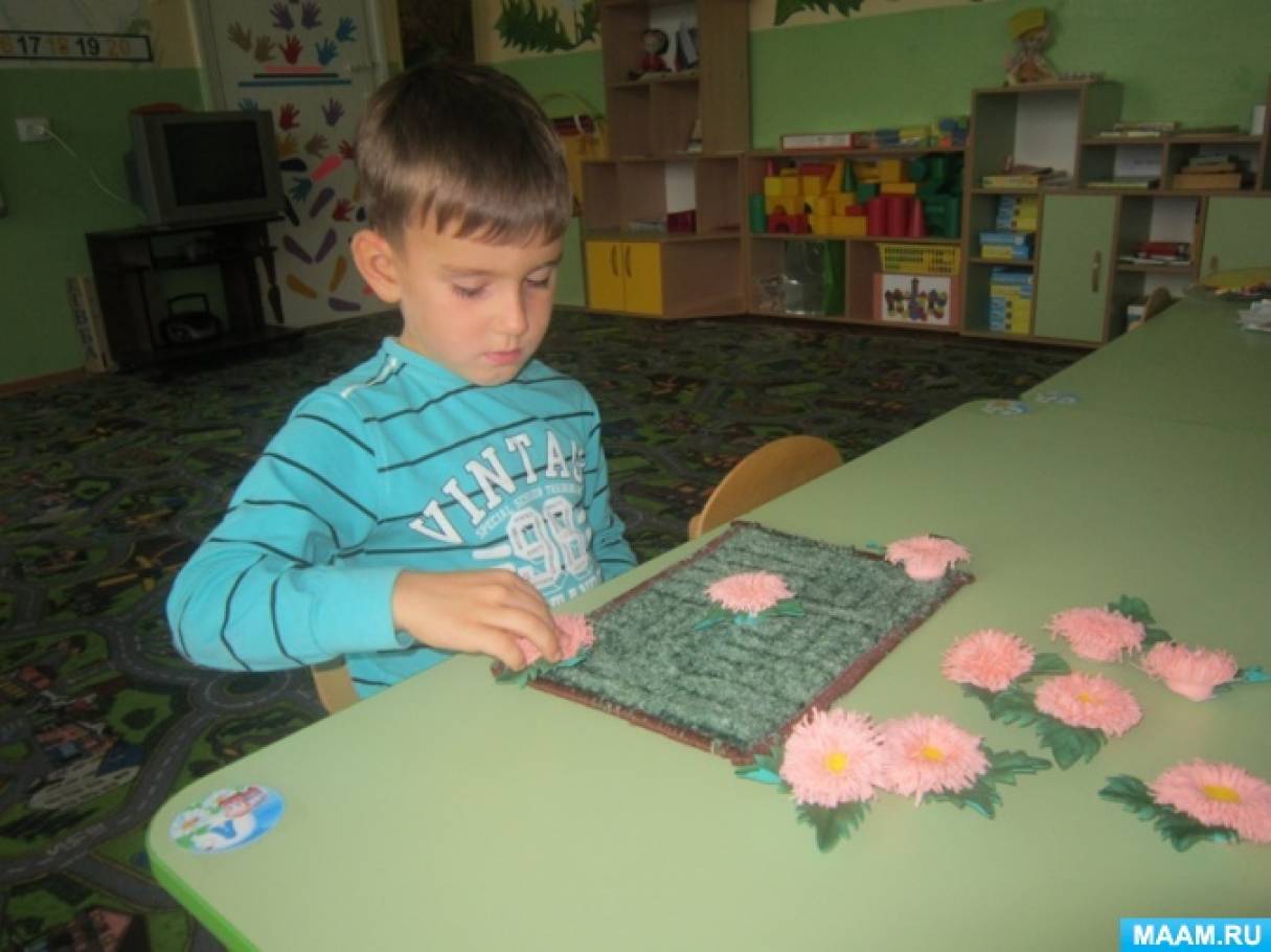 Развивающая игра на ковролинографе «Цветочная полянка»