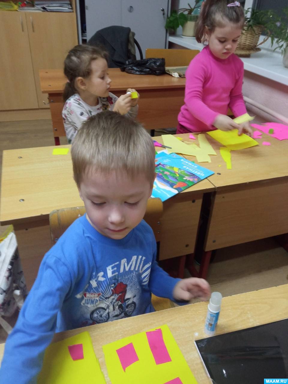 Смотреть фотографию №2 Фото №2 Аппликации из бумаги аппликации из бумаги Мой город