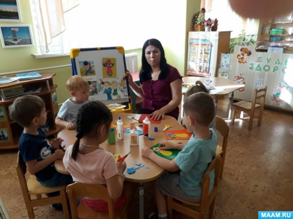 Занятие по аппликации в средней группе «Осенний букет» Фото Занятие по аппликации в средней группе «Осенний букет»