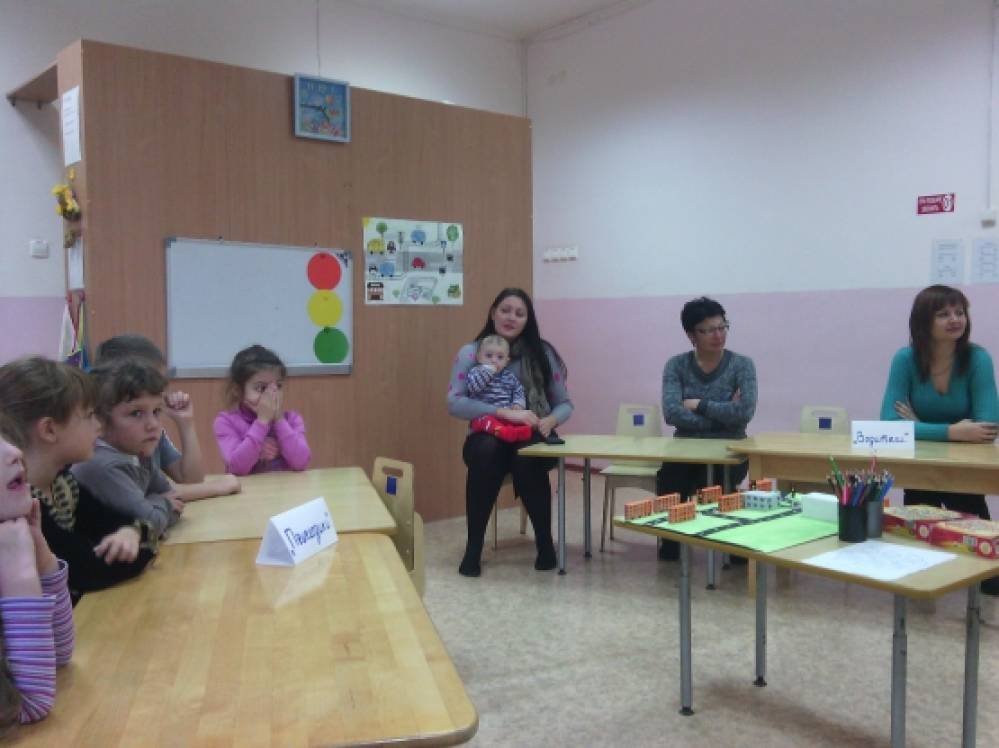 «Правила ПДД должен знать каждый». Викторина по ПДД в подготовительной группе Фото «Правила ПДД должен знать каждый». Викторина по ПДД в подготовительной группе