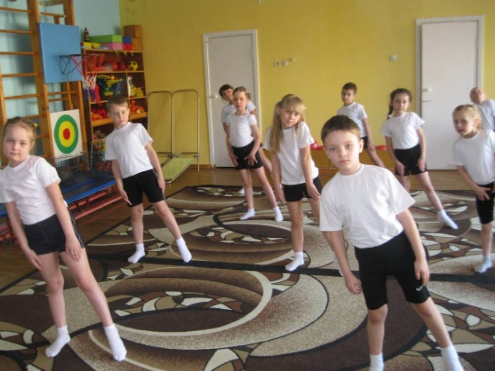 Са фи дансе программа. Танцевально игровая гимнастика. Танцевально игровая гимнастика в детском саду. Са-фи-дансе танцевально-игровая гимнастика для детей. Са фи дансе в детском саду