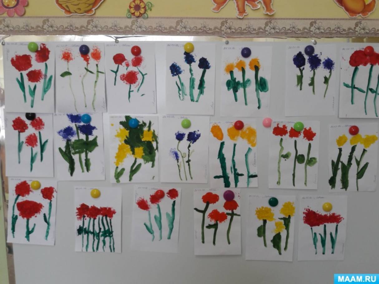 Занятие цвет средняя группа. Рисование цветы в младшей группе. Рисование в младгруппе. Рисование весенних цветов в средней группе. Рисование в младшей группе на тему.