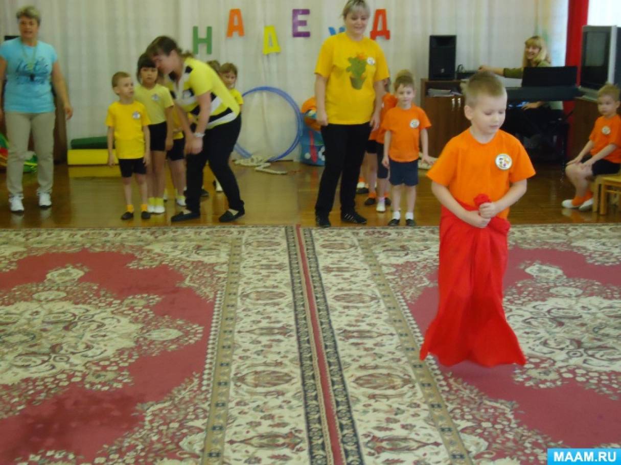 Смотреть фотографию №10 Фото №10 Место поведения музыкальный зал Программа праздника была довольно насыщенной