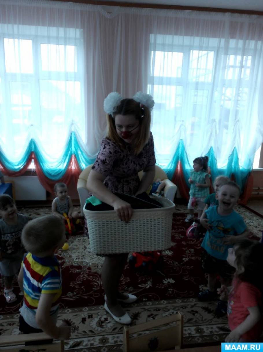 Развлечение «Веселинка в гостях у малышей» Фото Развлечение «Веселинка в гостях у малышей»