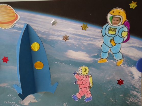 Ознакомление с окружающим миром тема космос. День космонавтики в детском саду. Аппликация ко Дню космонавтики.