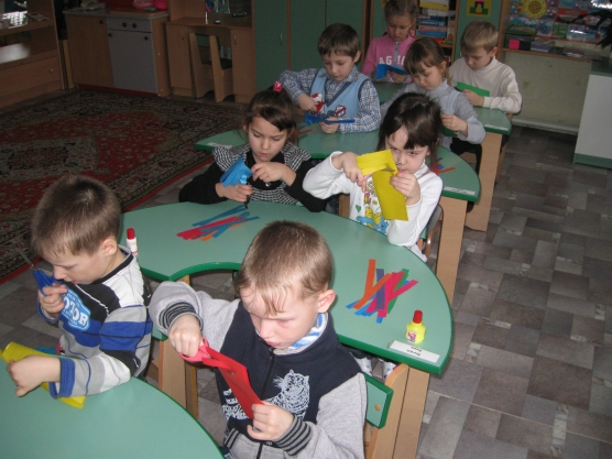 Занятие по художественному труду «Коврик». Фото Занятие по художественному труду «Коврик».
