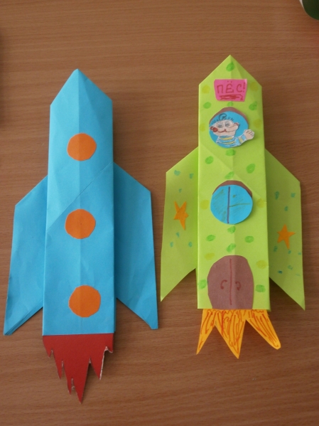 оригами из бумаги день космонавтики