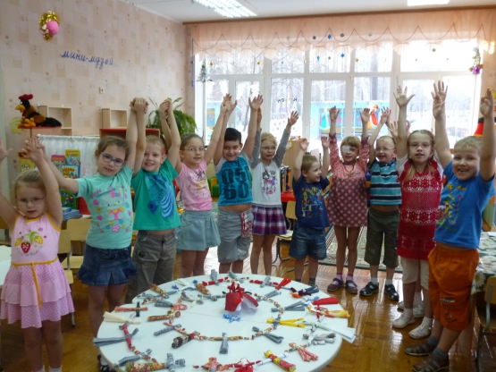 170 кукол-кувадок от «Золотого ключика» для акции «Гирлянда дружбы» Фото 170 кукол-кувадок от «Золотого ключика» для акции «Гирлянда дружбы»