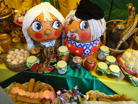 Смотреть фотографию №8 Фото №8 Народу столько что яблоку негде упасть