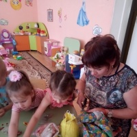 Изготовление наглядных пособий для детей Темочки В садах созревают груши сливы яблоки