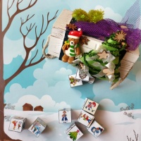 Дидактическое пособие по речевому развитию детей старшего дошкольного возраста «Кубики новогодних историй»