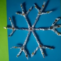 Мастер-класс по изготовлению поделки из фольги «Снежинка»