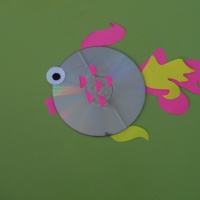 Мастер-класс по изготовлению поделки на основе CD диска «Подарок для мамочки «Золотая рыбка»