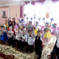 Сценарий праздника 8 марта для детей подготовительной группы «Муха-Цокотуха на новый лад»