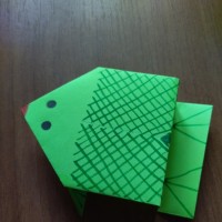 Детский мастер-класс по конструированию из бумаги в технике оригами «Прыгающая лягушка» к Всемирному Дню оригами