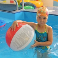 Консультация для родителей «Польза плавания для детей»