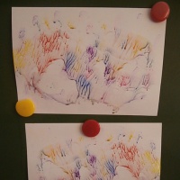 Мастер-класс «Развитие творческого воображения дошкольников с помощью рисования кефирными красками»