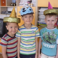Развлечение для детей подготовительной к школе группы «Ах, эти шляпы, шляпки, шляпочки»