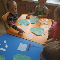 Все виды аппликации Аппликация во второй младшей группе на тему Фруктовый сад во второй