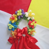 Мастер-класс изготовления венка с цветами из поролона, как элемента костюма к народным праздникам