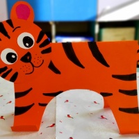 Мастер-класс для детей по изготовлению игрушки из цветной бумаги «Тигрёнок»